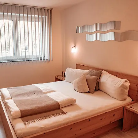 Knabl * Sankt Leonhard im Pitztal