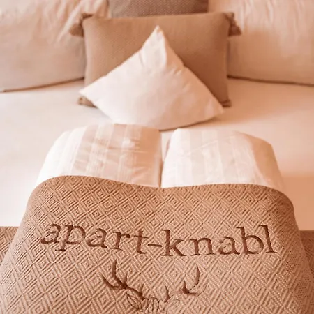 Knabl Apartment *